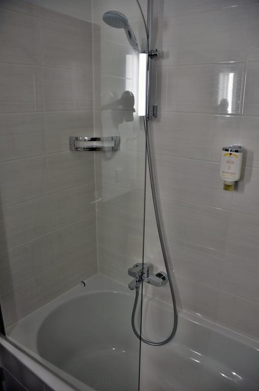 ריינפלדן Hotel Garni Oberrhein חדר תמונה