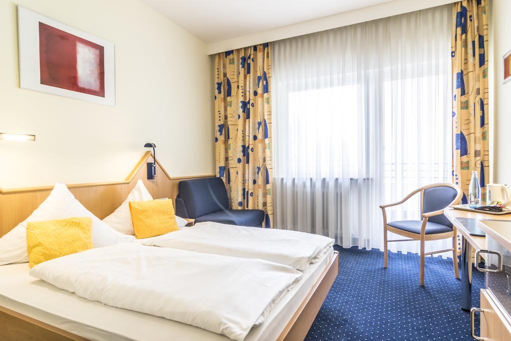ריינפלדן Hotel Garni Oberrhein חדר תמונה