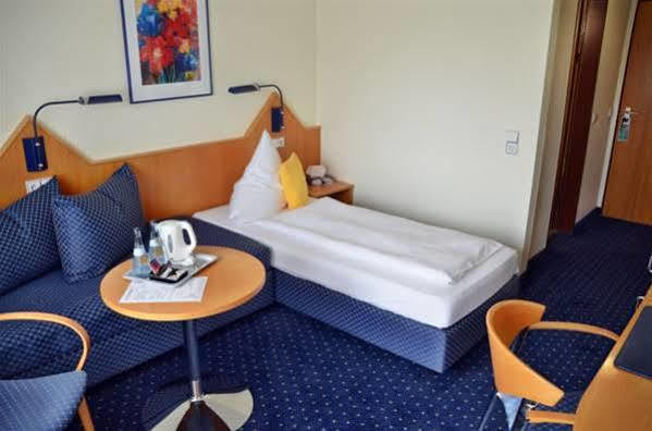 ריינפלדן Hotel Garni Oberrhein מראה חיצוני תמונה
